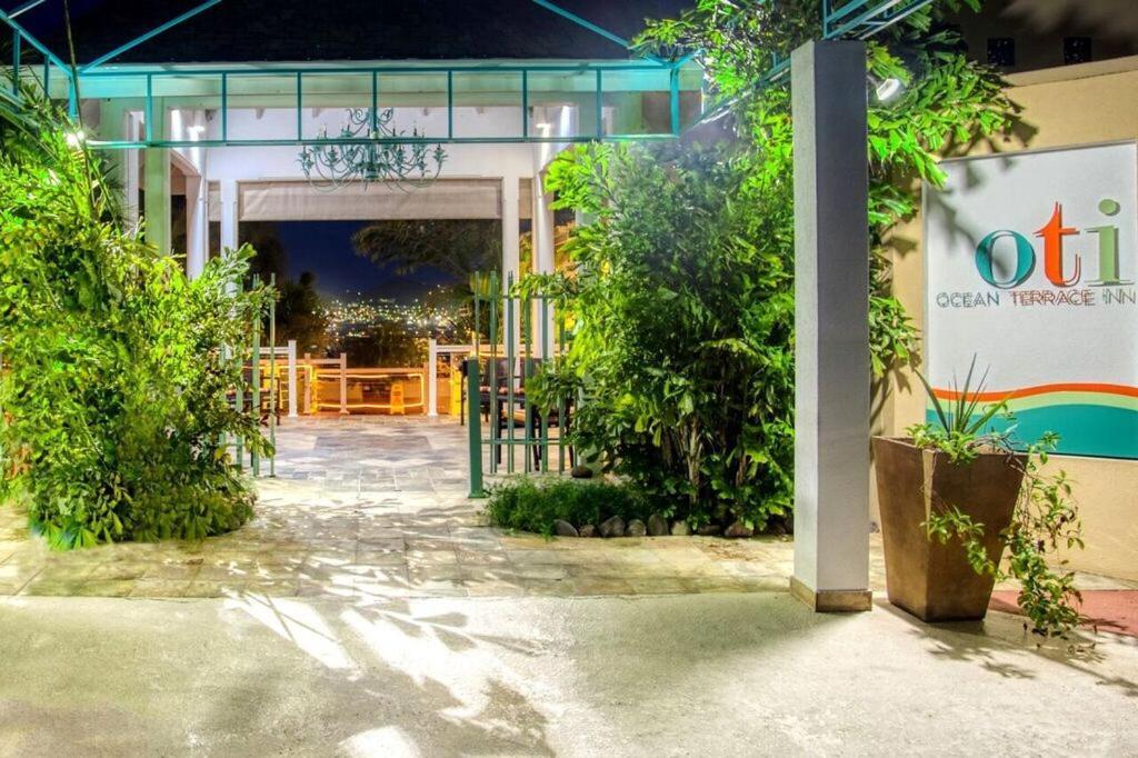 Ocean Terrace Inn Hotel Basseterre Bagian luar foto